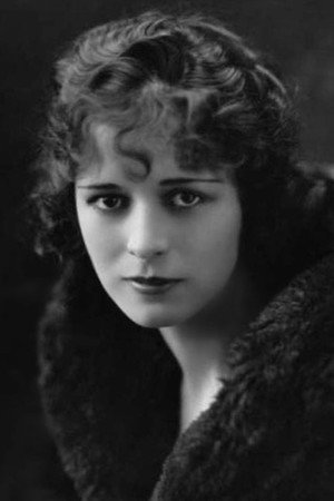 Anita Stewart in Sisters of Eve