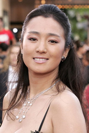 Gong Li in Curse of the Golden Flower