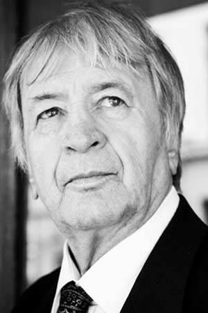 Ivan Palúch in Zem nezasľúbená