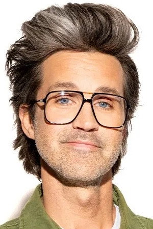 Link Neal in Looking for Ms. Locklear