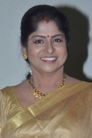 Rekha Suresh in Oru Mugathirai
