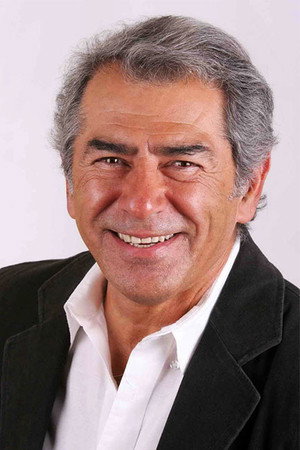 Faramarz Gharibian in The Deer