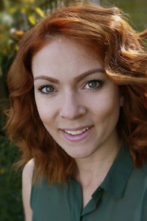 Honey Holmes in Archie