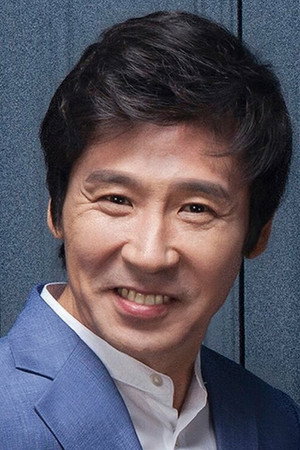 Jo Kwan-woo in Detective K  Secret of the Lost Island