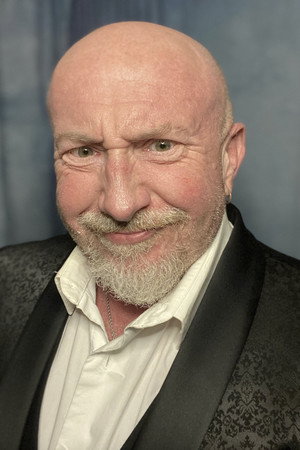 Bill D. Russell in Evil Lurks