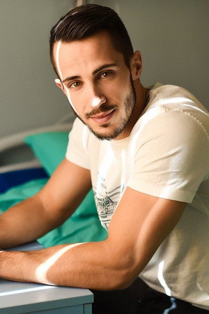 Naum Shopov in Wingless