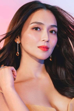 Kathryn Bernardo in Sisterakas