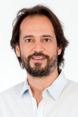 Timuçin Esen in Lovelorn