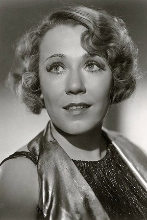 Louise Fazenda in Bride of the Regiment