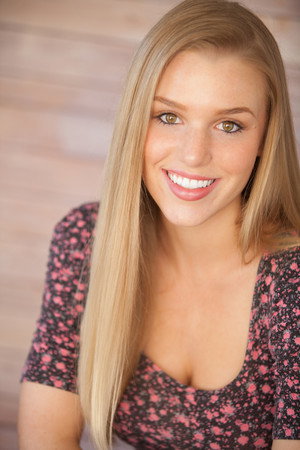 Emily Peachey in Tar