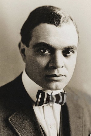 Noble Johnson in Murders in the Rue Morgue