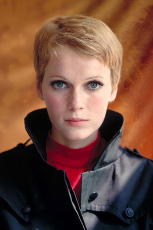 Mia Farrow in Death on the Nile