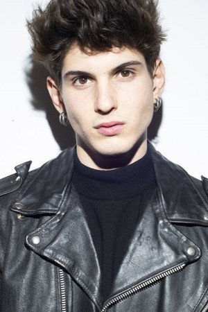 Marc Soler in Alive