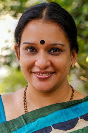 Maala Parvathi in Prakasan