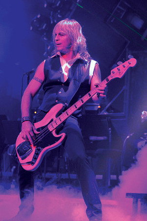 Johnny Lee Middleton in Savatage: The Video Collection