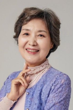 Kwon Min-kyung in Will You Please Stop, Please