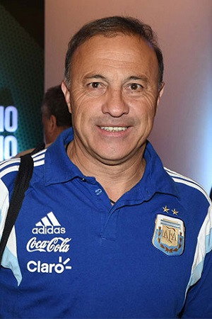 Julio Olarticoechea in The Match