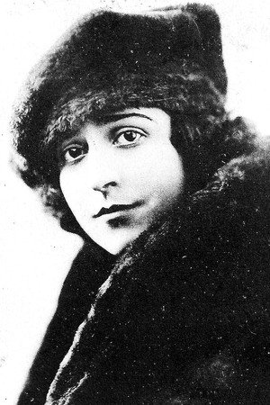 Catherine Calvert in Dead Men Tell No Tales