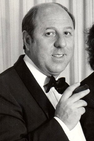 Vincenzo Crocitti in Come Home and Meet My Wife