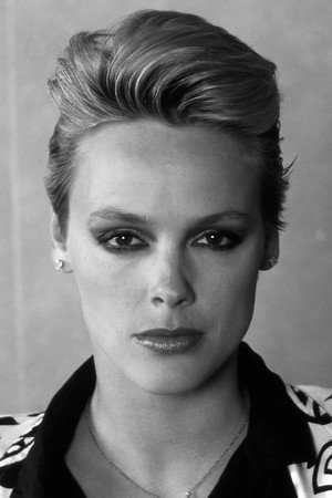 Brigitte Nielsen in Snowboard Academy