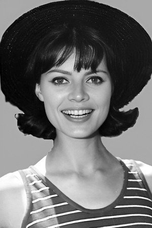 Carla Marlier in Je T'Aime, Je T'Aime