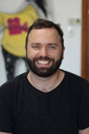 Eduardo Mendonça in You Gotta Have Faith