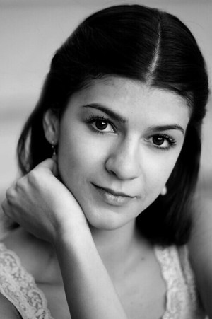 Mayara Magri in Like Water for Chocolate