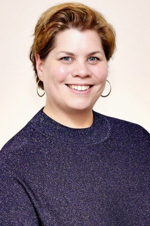 Katy Brand in Walking on Sunshine