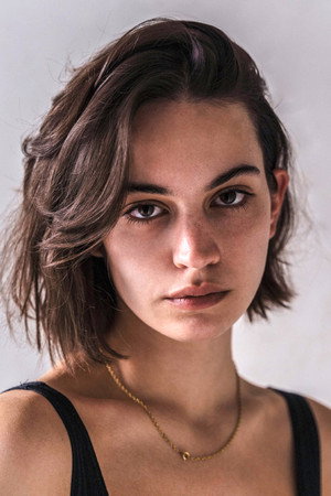 Inès Spiridonov in BICHE