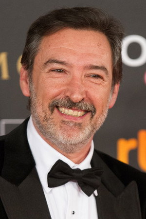 Ginés García Millán in La maldición del guapo