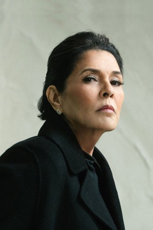 Hilda Koronel in Sisa