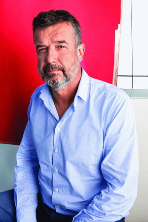 Régis Le Sommier in Les rescapés de Wagner