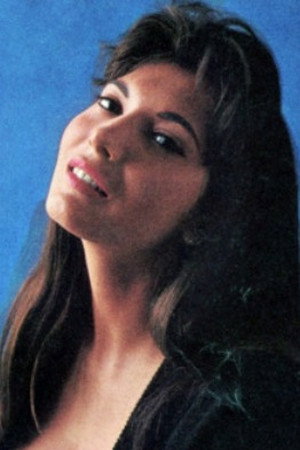 Cathy Crowfoot in The Raw Ones