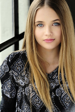 Reylynn Caster in Bender