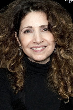 Malu Valle in The Dreamseller