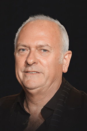 Spike Edney in Queen + Paul Rodgers: Return of the Champions