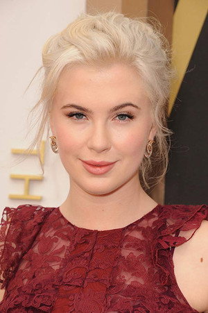 Ireland Baldwin in Comedy Central Roast of Alec Baldwin