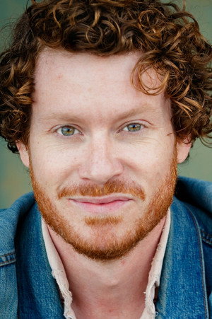 Matty Ryan in Who Gets the Dog