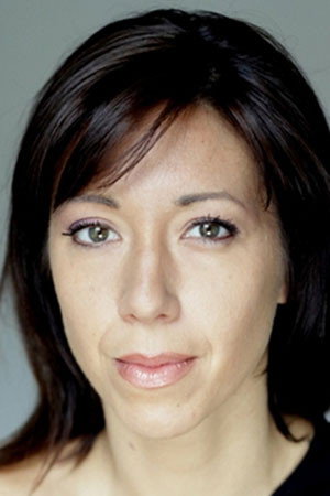 Estelle Simon in Pif, Behind the gimmicks