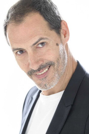 Manuel Bandera in Mi adorado Monster