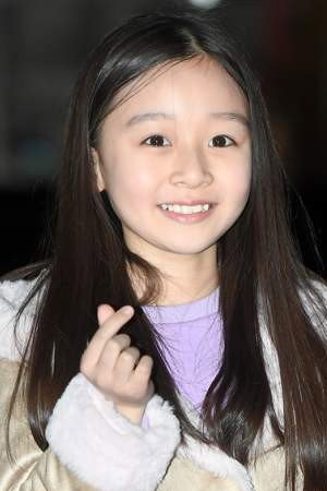 Kim Ha-yeon in The Singer