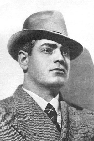Afro Poli in Pagliacci