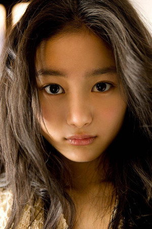 Shioli Kutsuna in My Back Page