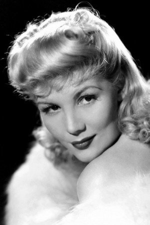 Veda Ann Borg in Blonde Savage