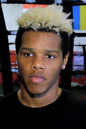 Nicklaus Flaz in Nicklaus Flaz vs. Delante Johnson