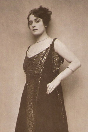 Maria Widal in Graf Festenberg