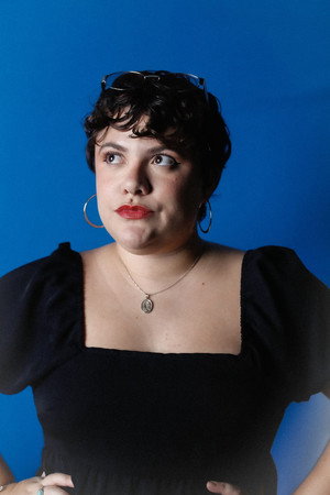 Sabrina Passos in Saudade é de Quem Fica