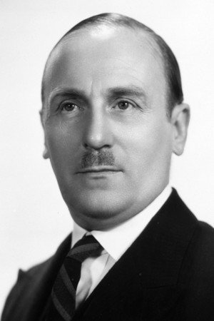 Wylie Watson in Pack Up Your Troubles