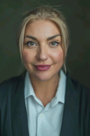 Delia Florea in Voices Within