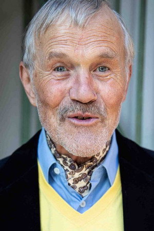 Heinrich Giskes in Bang, Boom, Bang